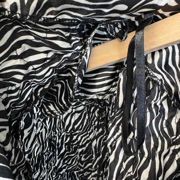 Adressing Jacket Womens Medium Black White Zebra Print Sequins Crinkle Embellish - Picture 6 of 14